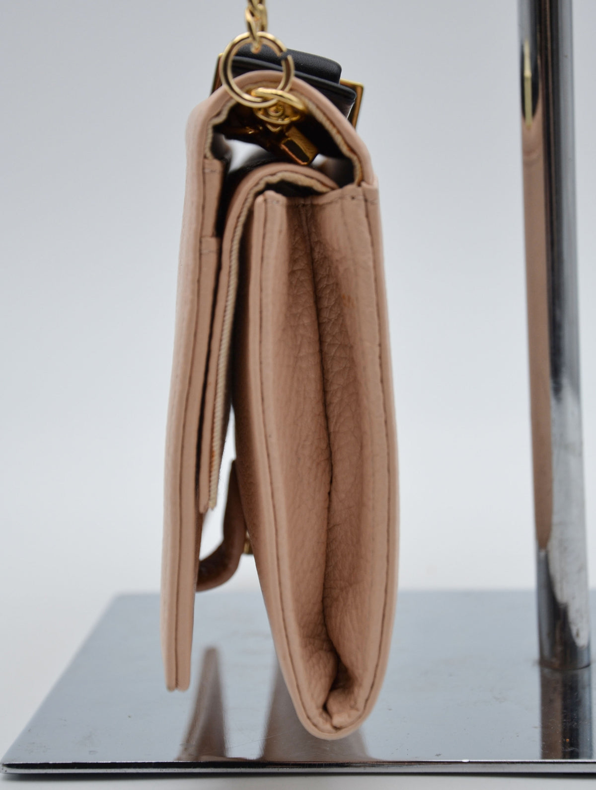 Sac See by Chloé Wallet on Chain Cuir Grainé Rose Pastel