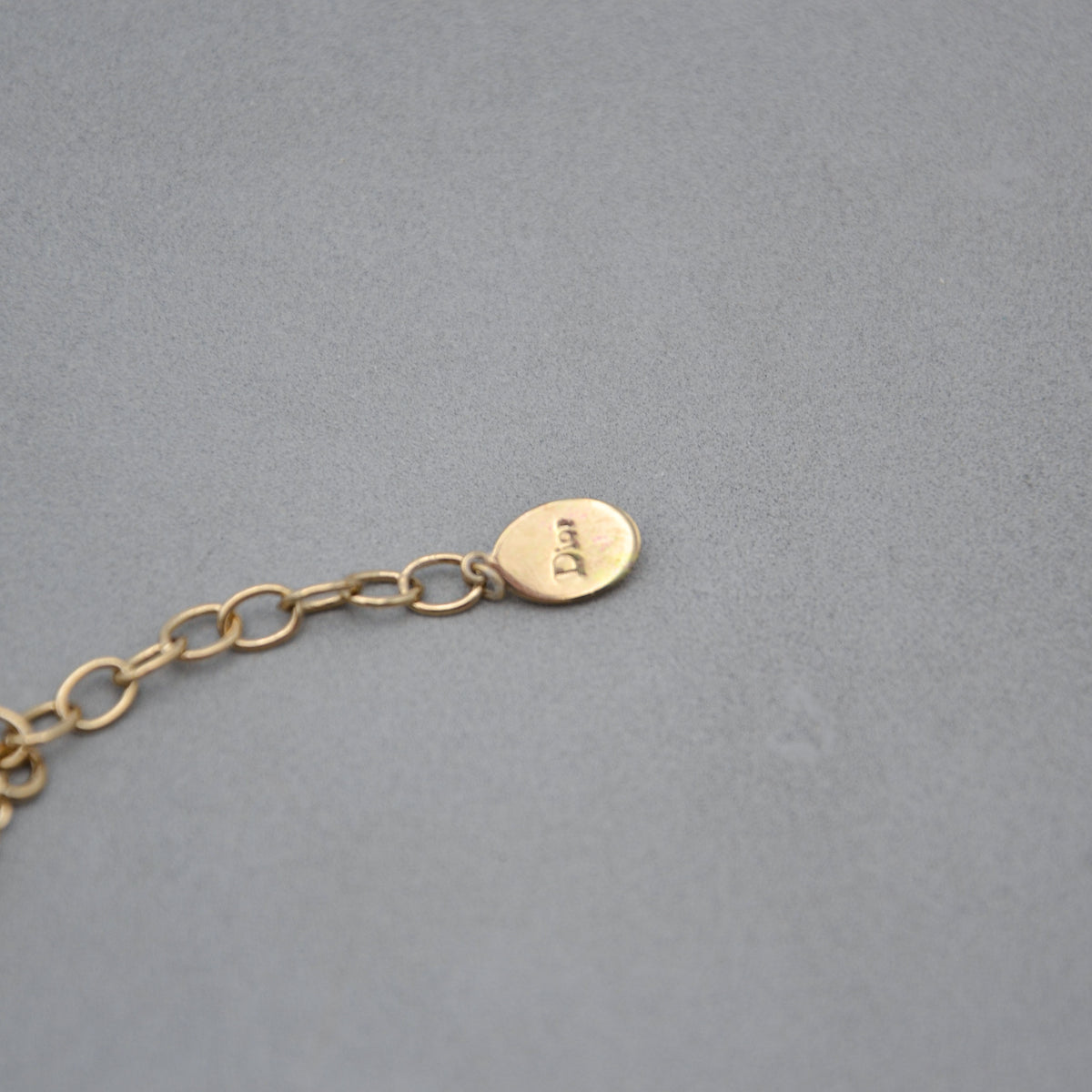Collier Dior signature « Dior » pavé de cristaux