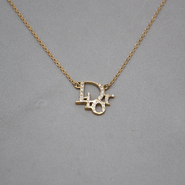 Collier Dior signature « Dior » pavé de cristaux