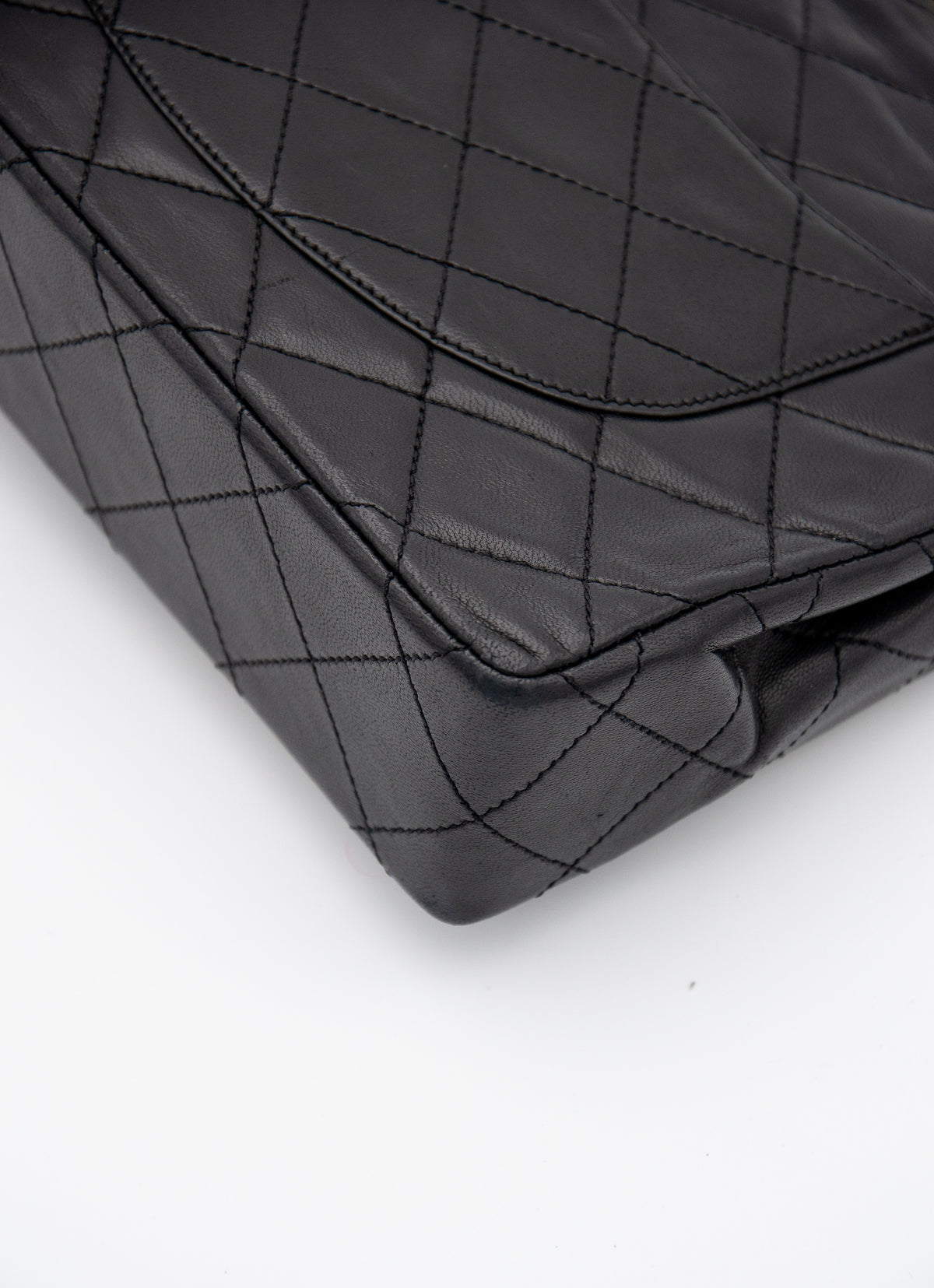 Vintage Chanel Double Flap Bag in Black Quilted Lambskin Leather (1986-1988)