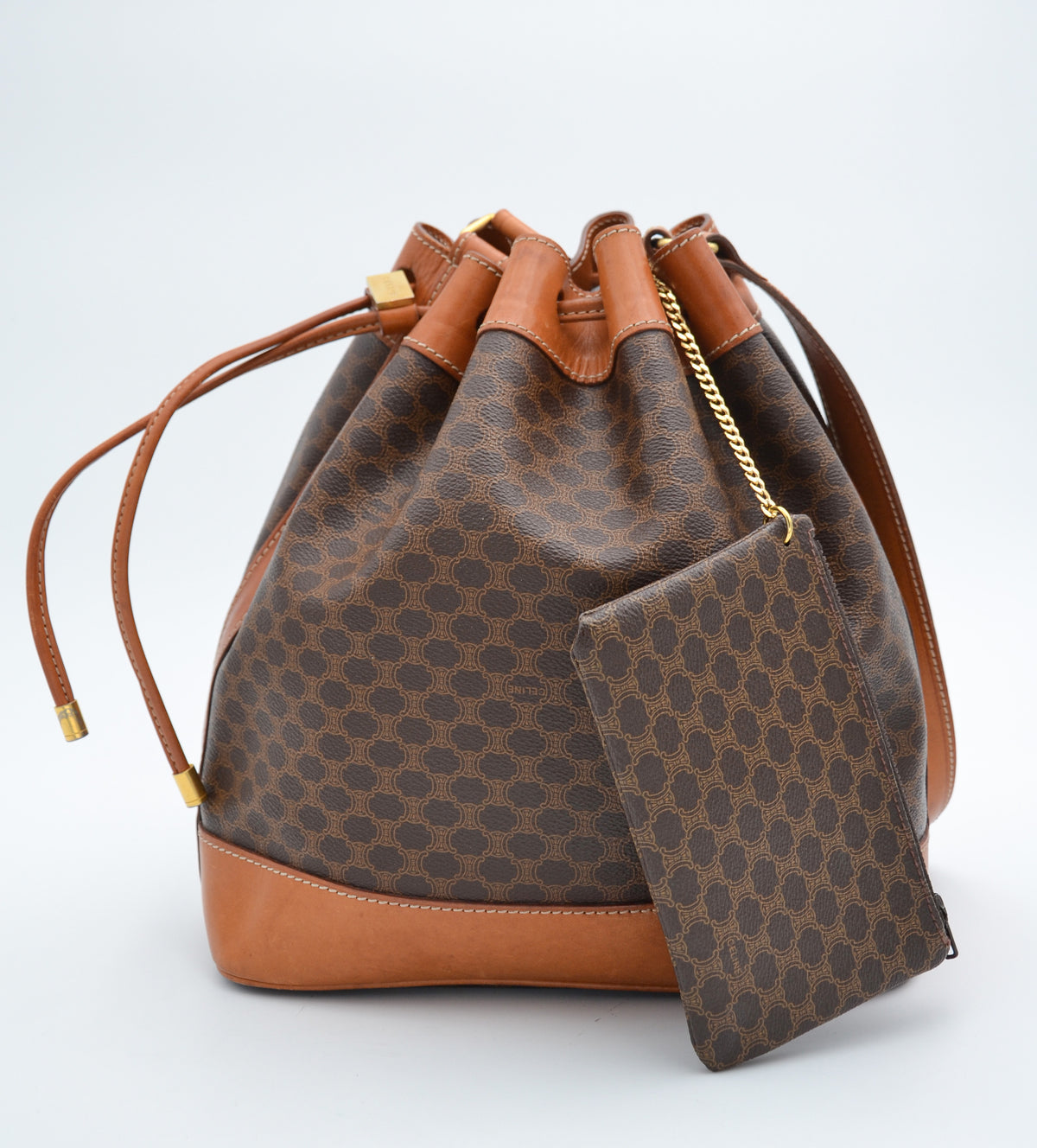 Sac seau Céline vintage en toile Macadam