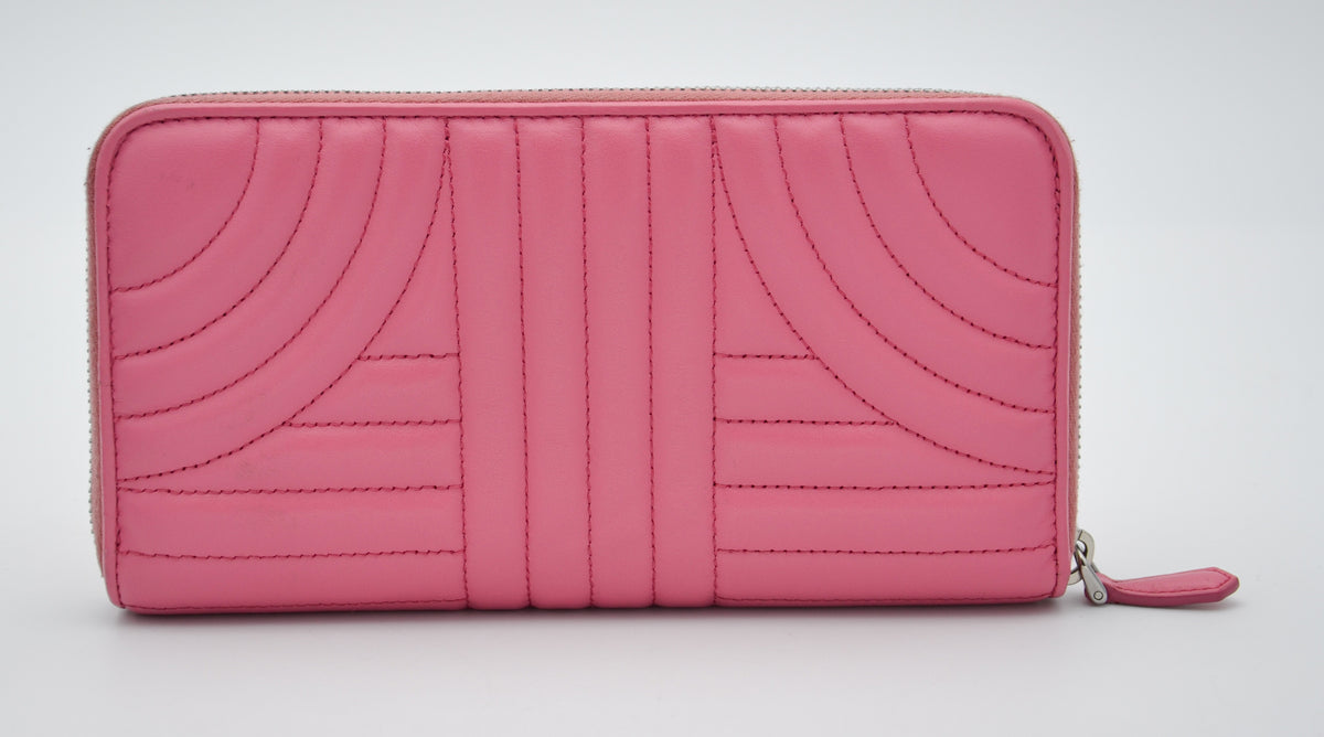 Portefeuille Prada Diagram Long en Cuir Rose Embossé