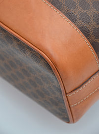 Sac seau Céline vintage en toile Macadam