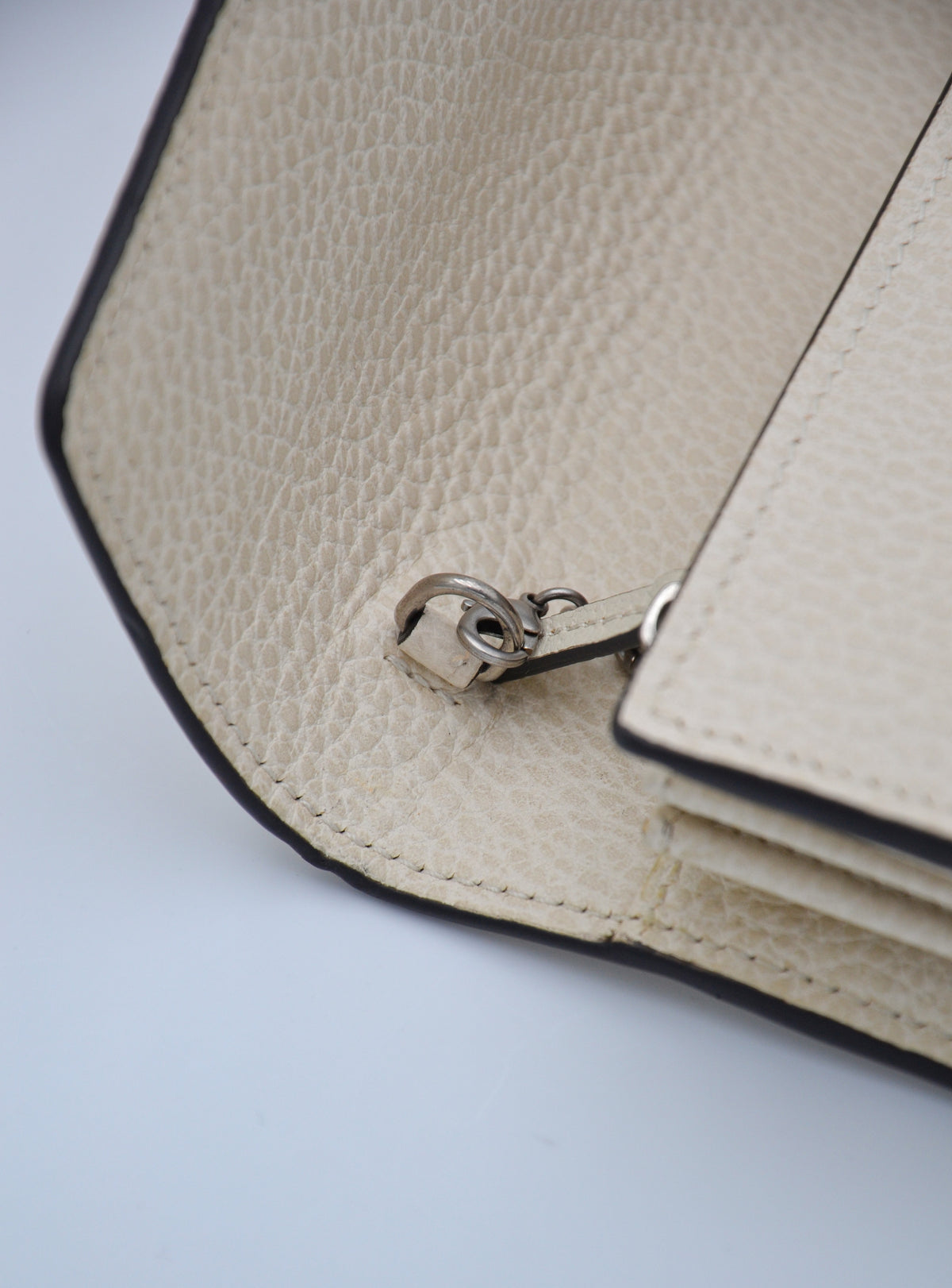 Dionysus Wallet on Chain Gucci blanc