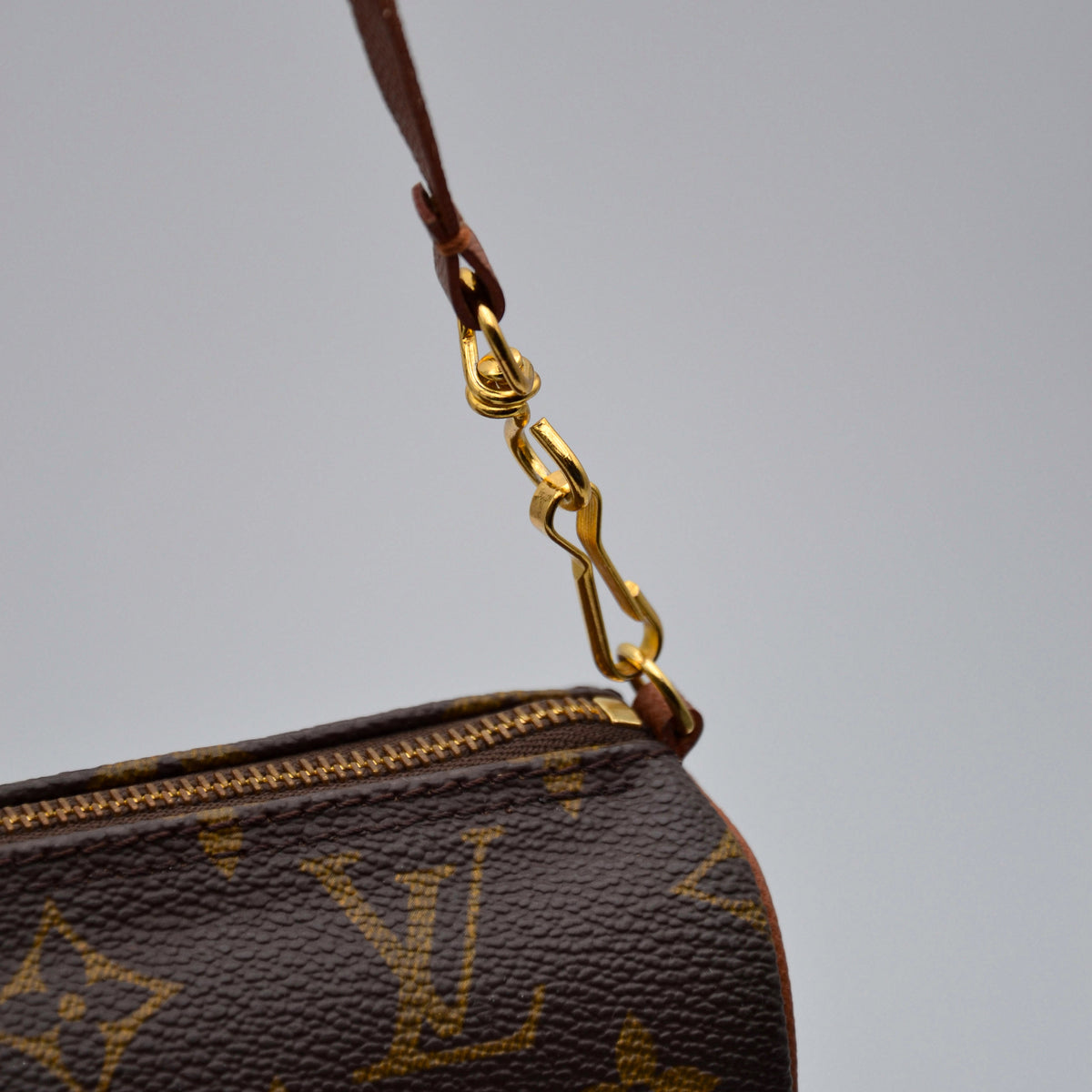 Louis Vuitton Pochette Papillon Monogram