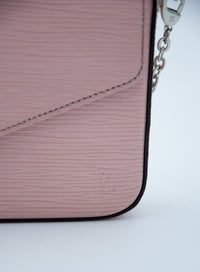 Pochette Félicie Louis Vuitton en cuir Épi rose poudré