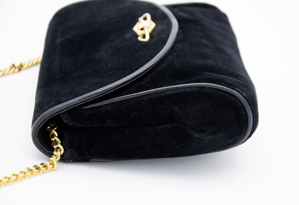 Sac Céline Vintage Daim Noir – Chaîne Triomphe & Fermoir Strass