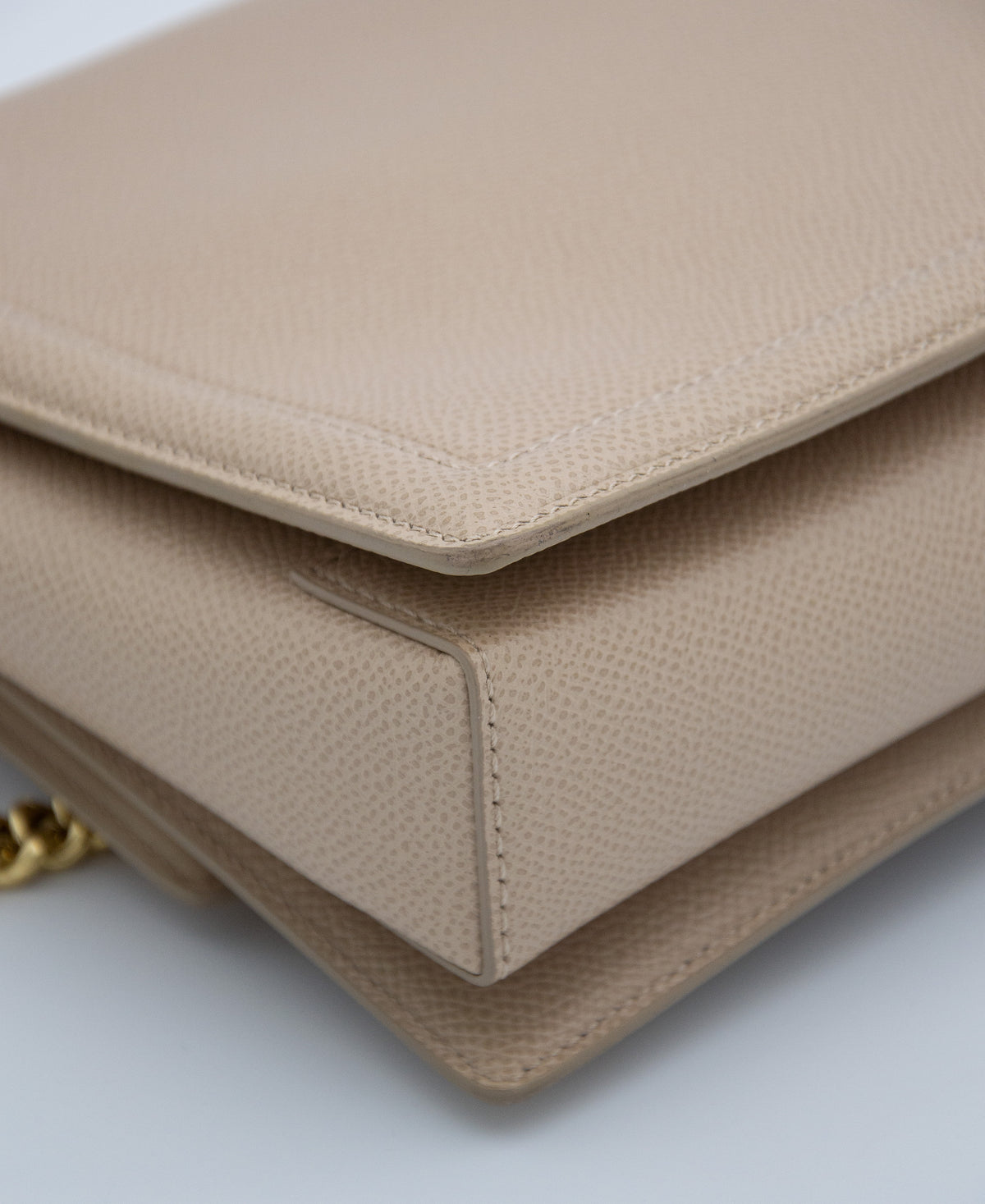 Sac Salvatore Ferragamo Ginny en Cuir Grainé Beige