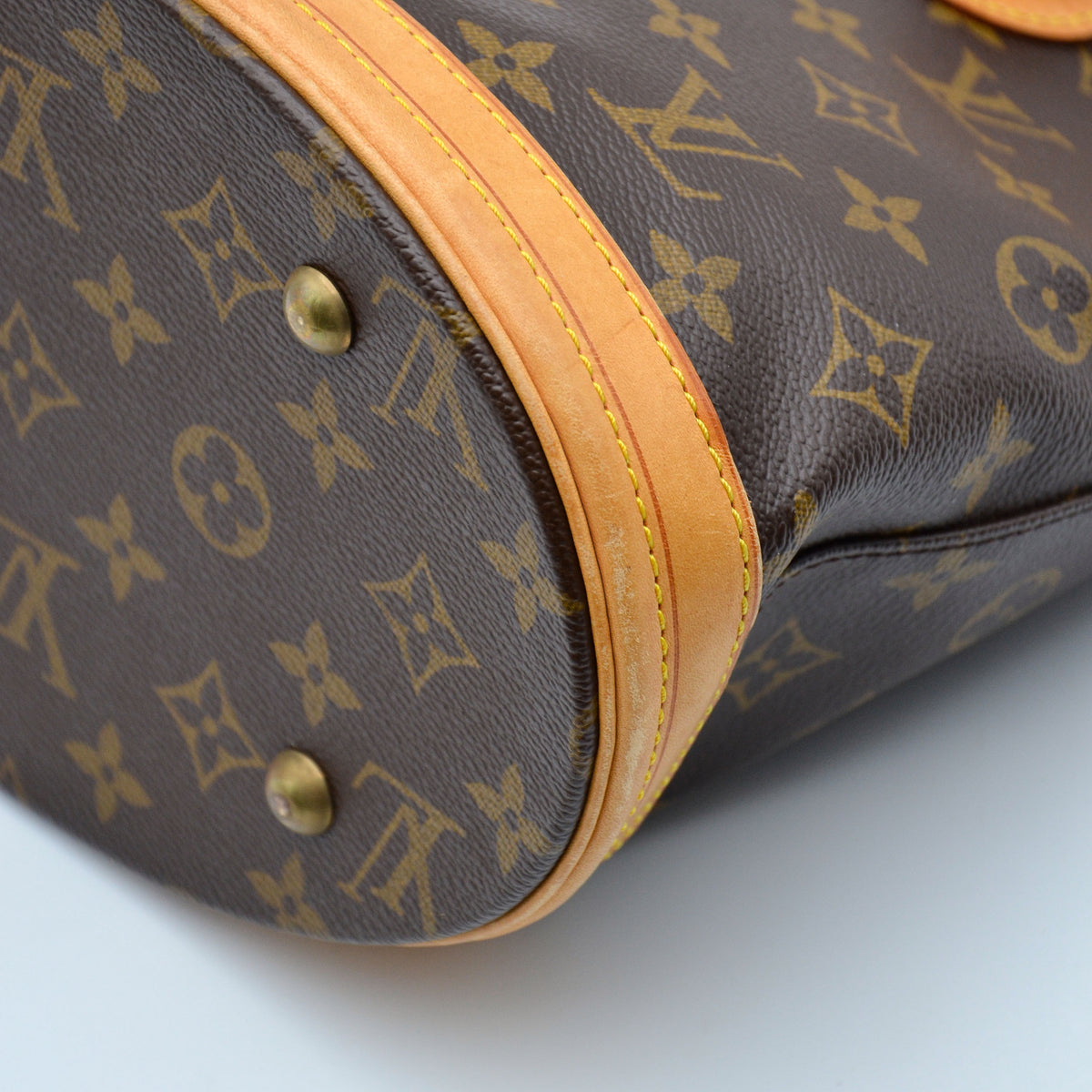 Louis Vuitton Bucket PM