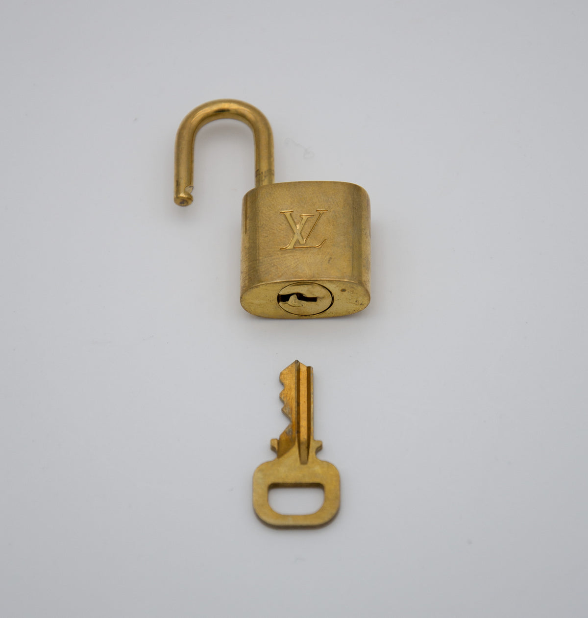 Cadenas Louis Vuitton Doré