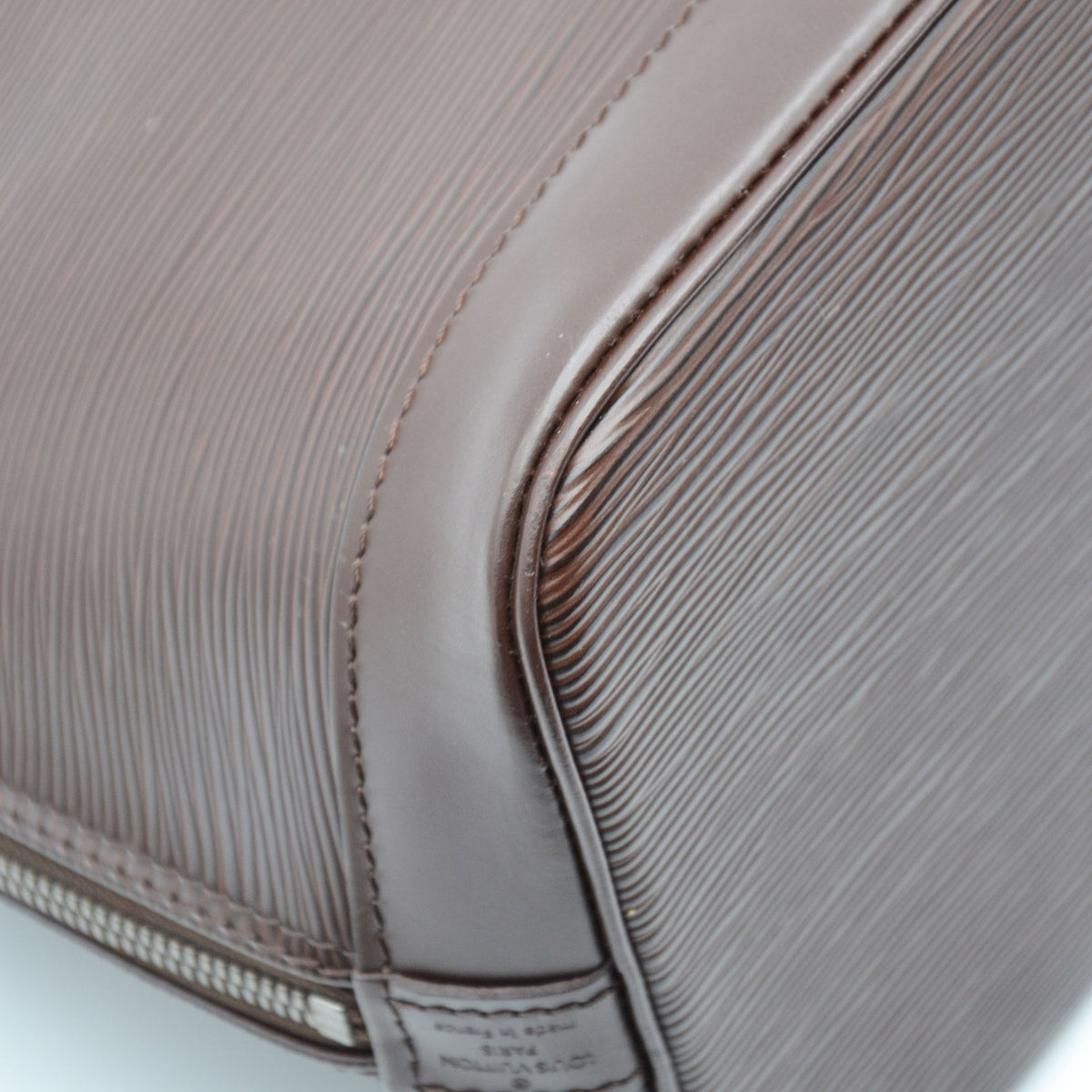 Louis Vuitton Alma Cuir Épi Chocolat