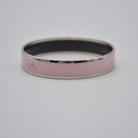 Bracelet Hermès émail rose motif calèche