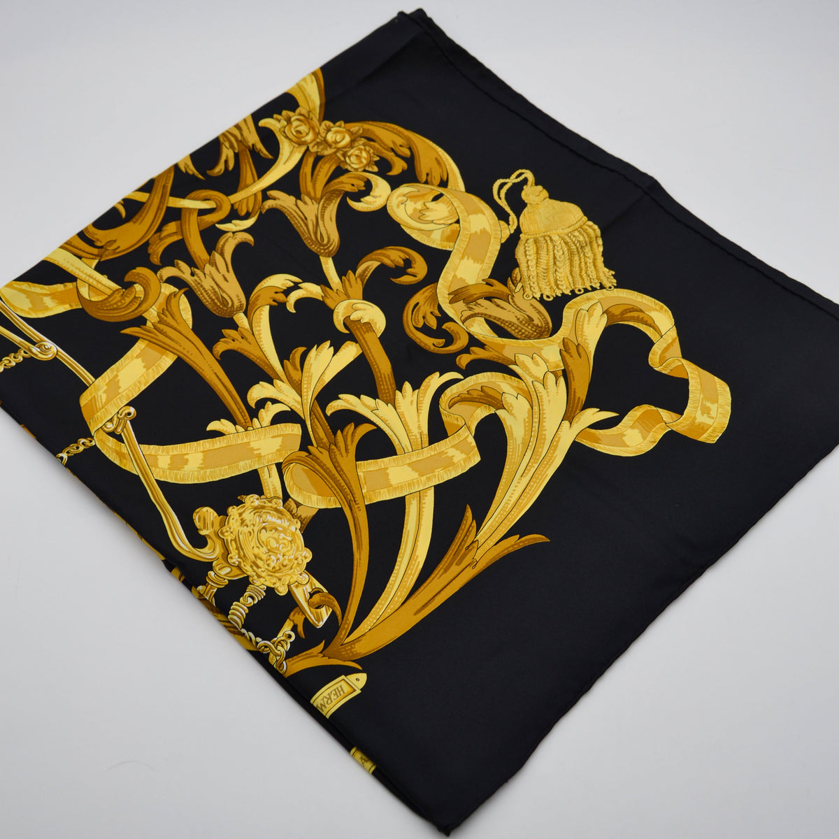 Carré 90 Hermès "Le Mors À La Conétable"
