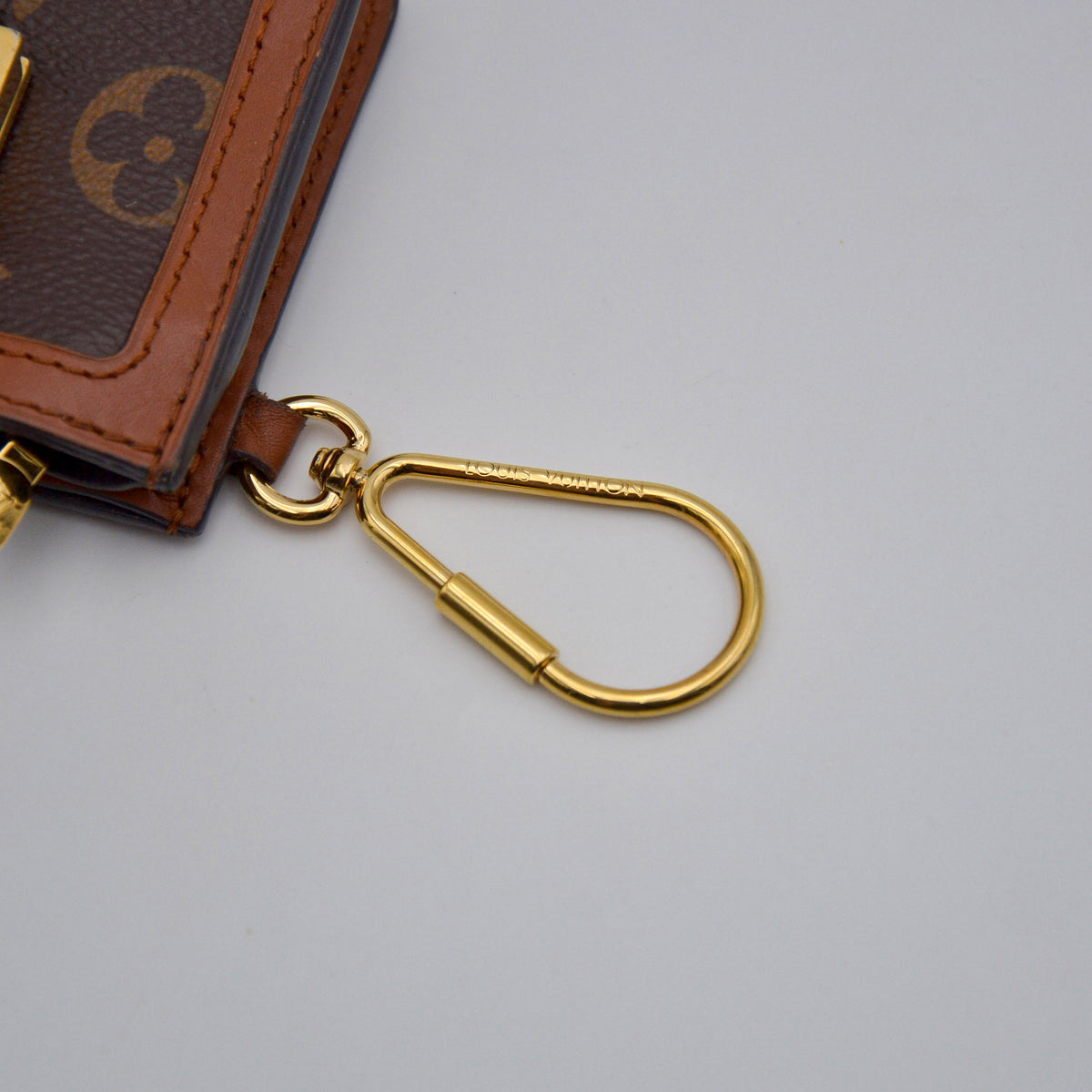 Louis Vuitton Dauphine Dragonne porte-clés Monogram