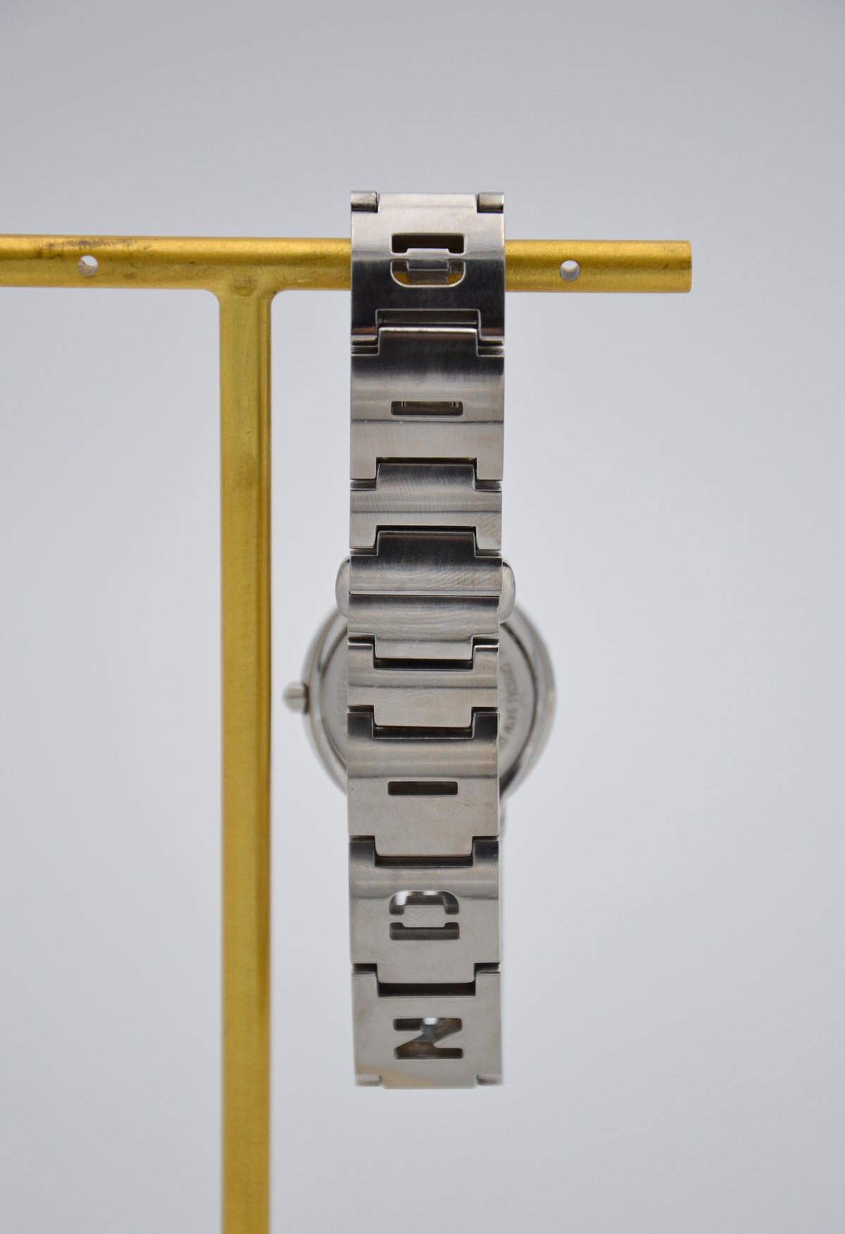 Montre Fendi femme modèle 3050L