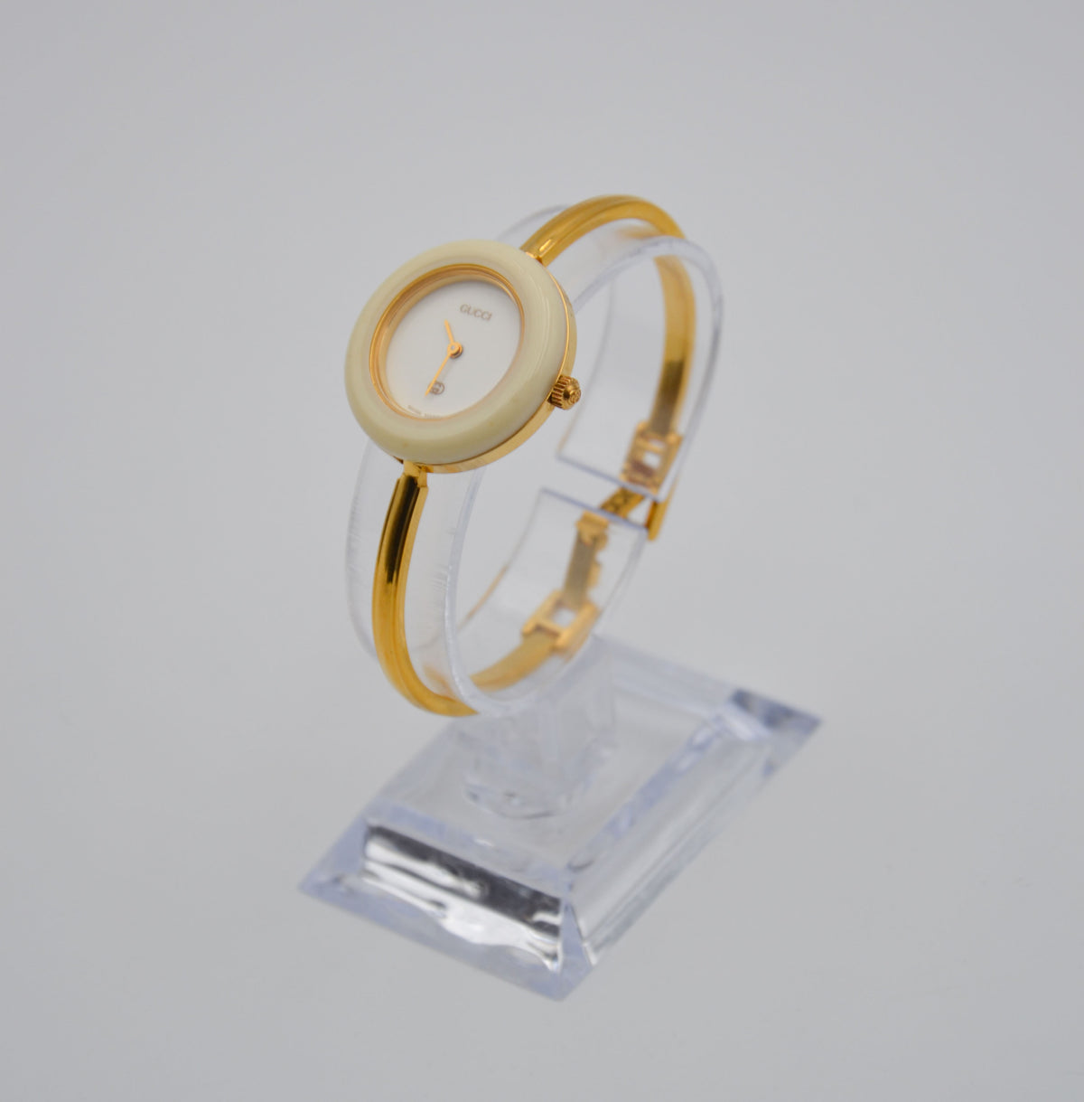 Montre Bezel femme beige quartz