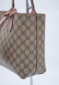 Tote MM Gucci Réversible GG Supreme