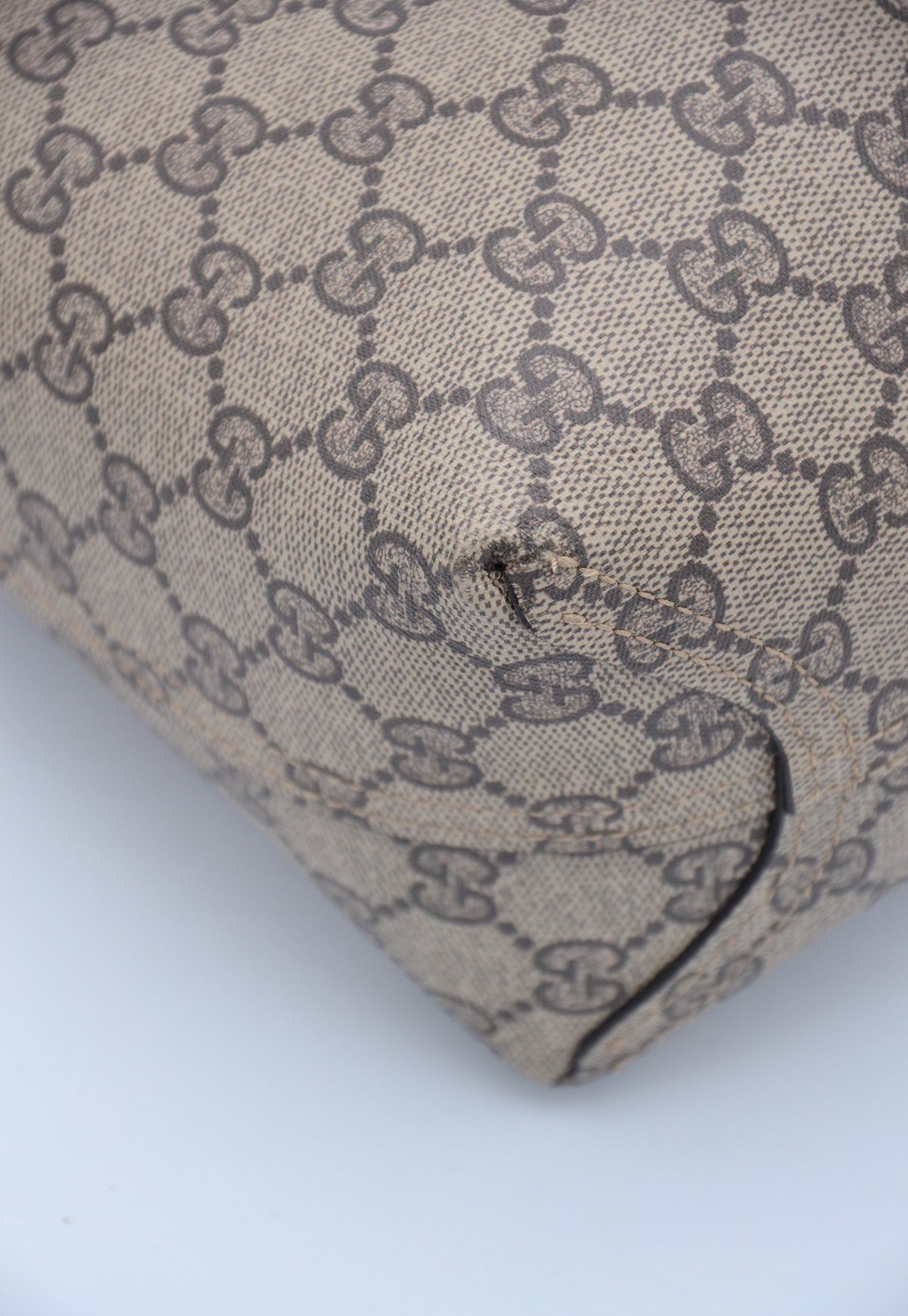 Tote MM Gucci Réversible GG Supreme