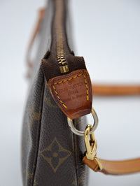 Pochette Louis Vuitton Monogram