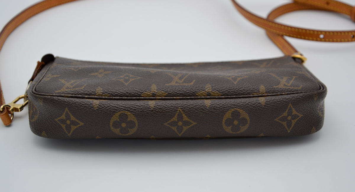 Pochette Louis Vuitton Monogram