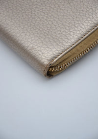 Portefeuille Gucci cuir grainé doré Bamboo zippy