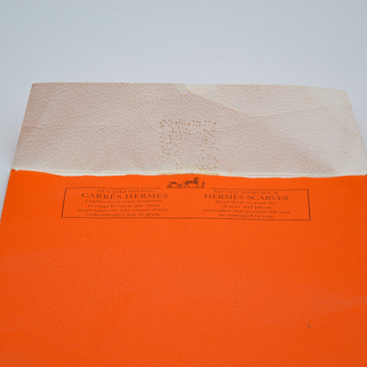 Hermès Carré 90 « Feux de Route »