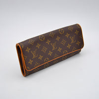 Louis Vuitton Pochette Twin GM Monogram