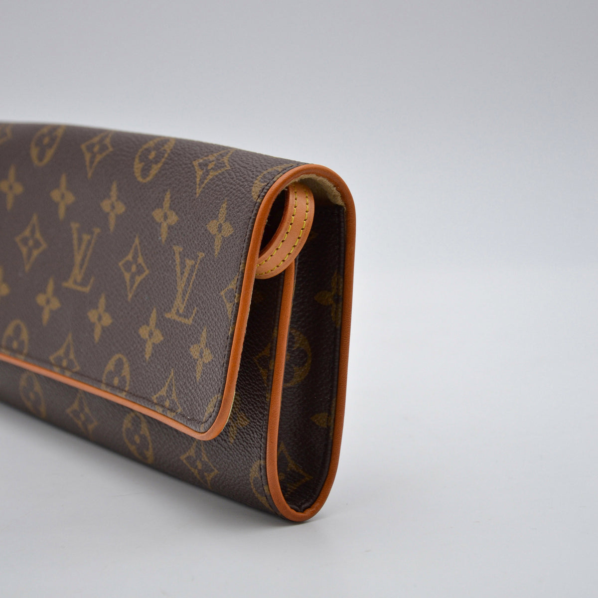 Louis Vuitton Pochette Twin GM Monogram