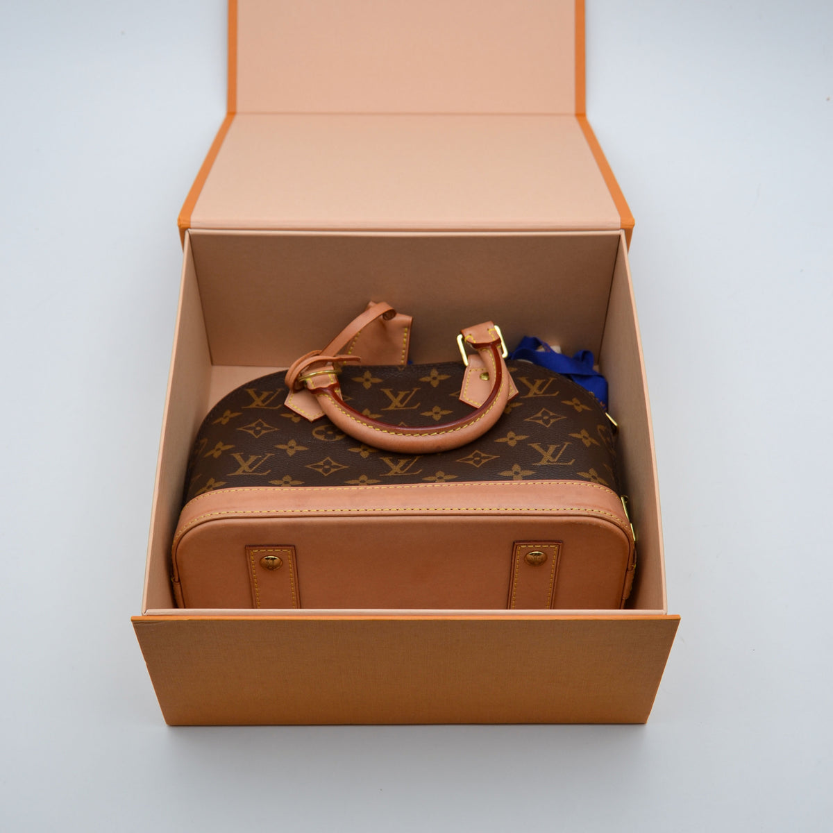 Louis Vuitton Alma BB Monogramme