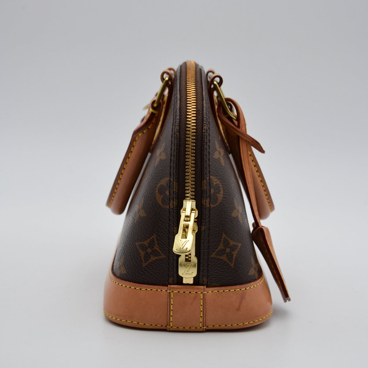 Louis Vuitton Alma BB Monogramme