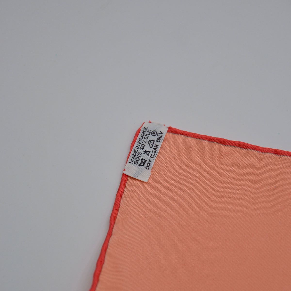 Foulard Hermès Ombres et Lumières Carré 90