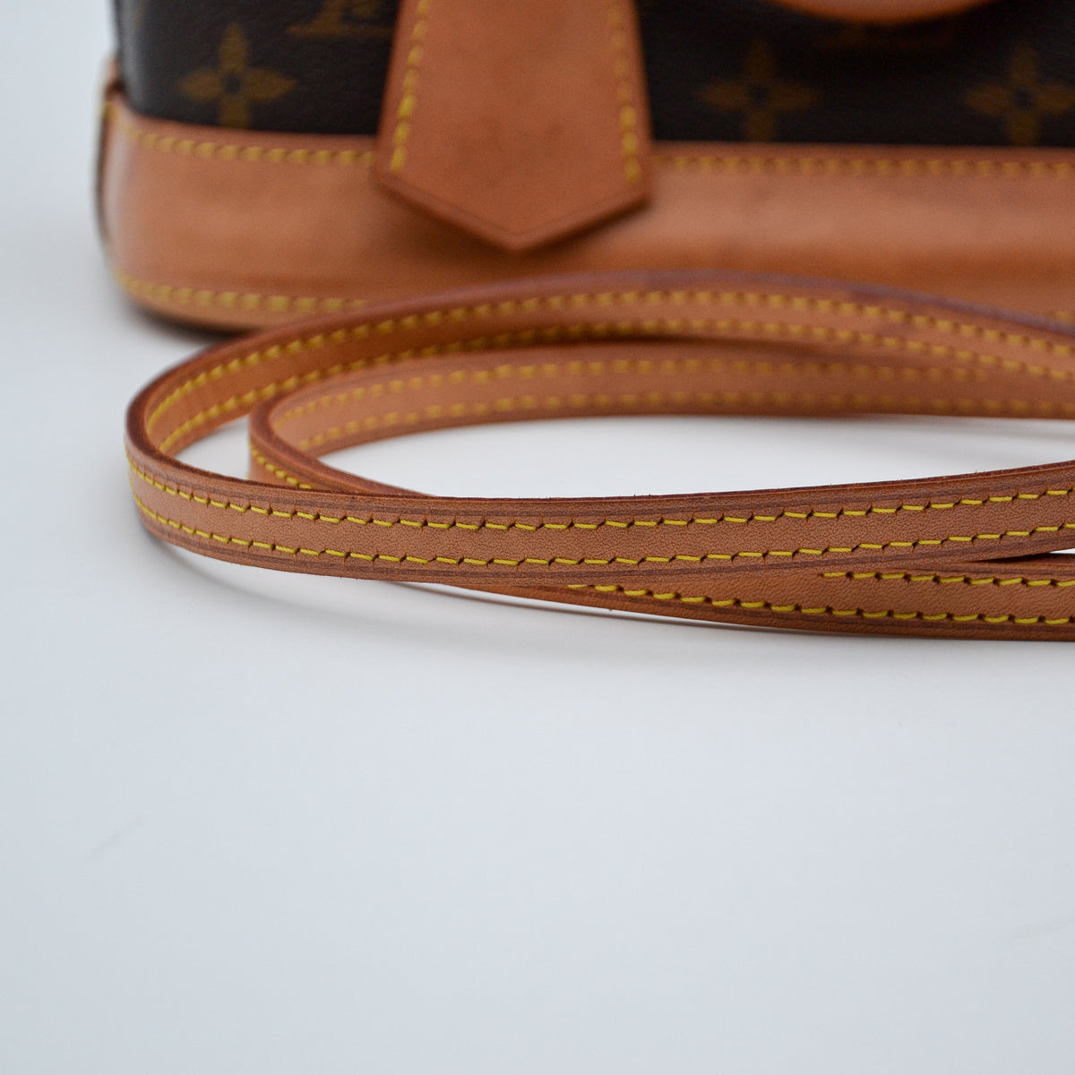 Louis Vuitton Alma BB Monogramme