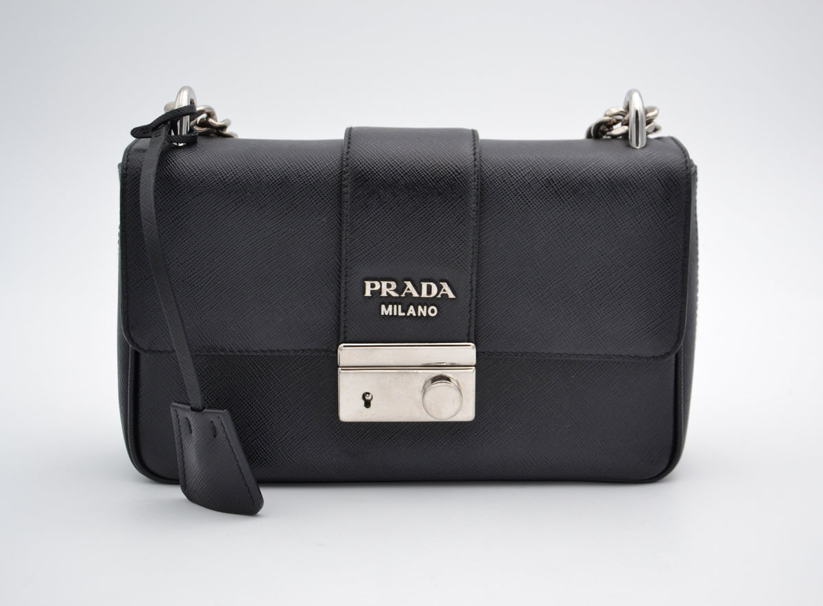 Sac Prada en cuir Saffiano noir