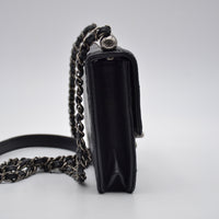 Chanel My Precious Pearls Mini Flap Noir