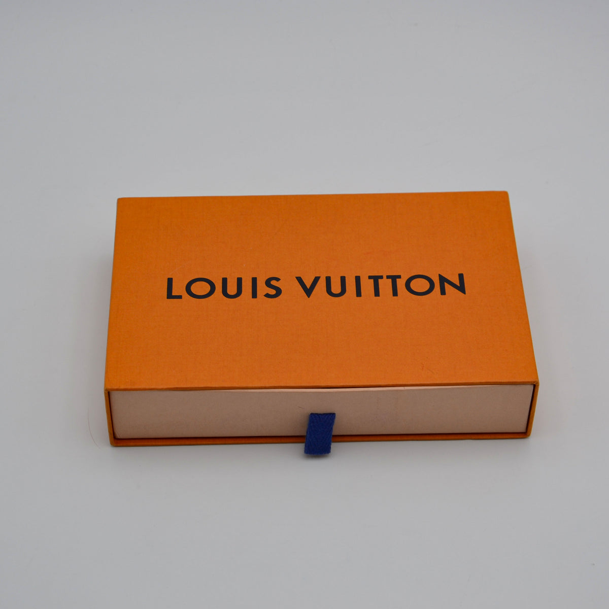 Portefeuille Louis Vuitton Capucines Compact Trifold