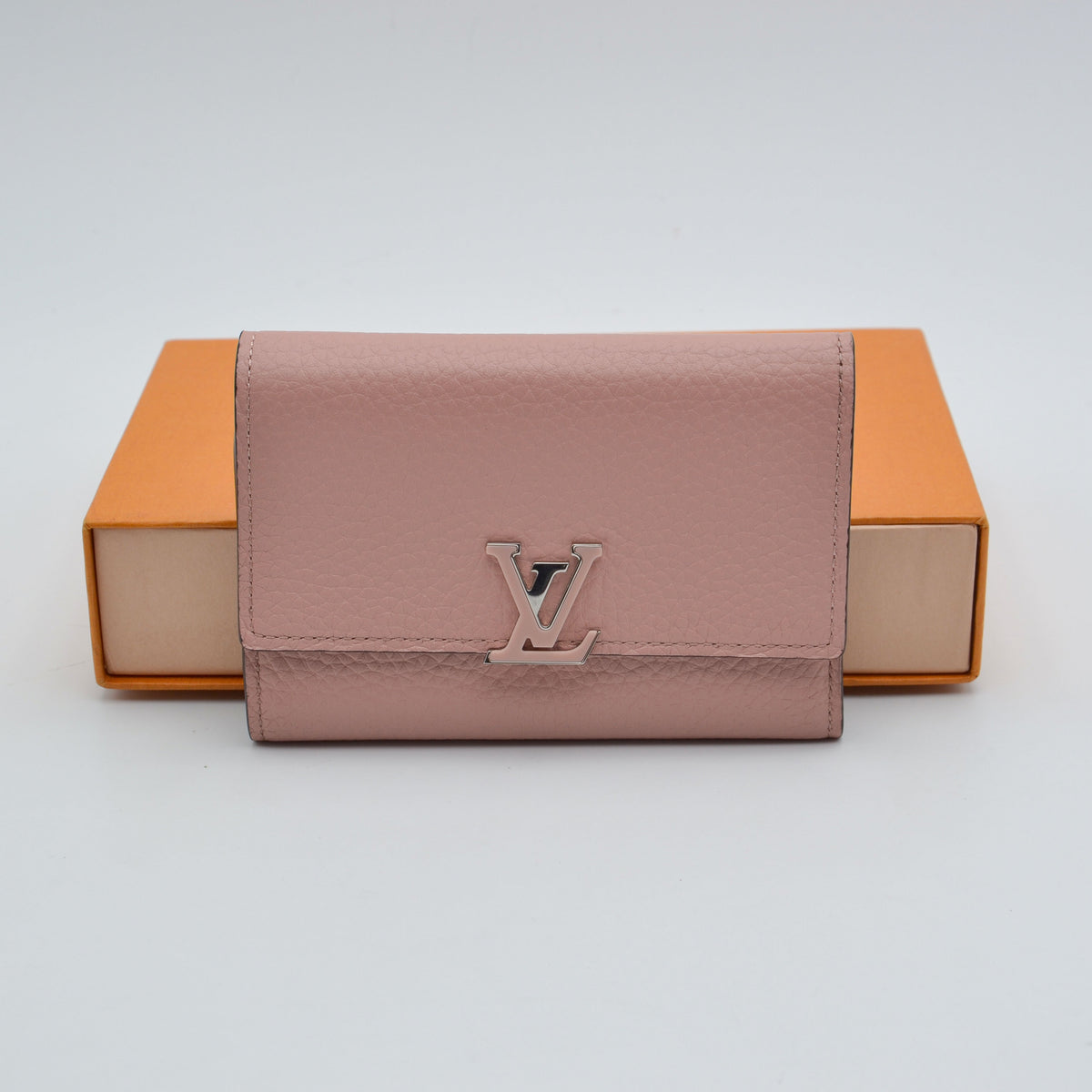 Portefeuille Louis Vuitton Capucines Compact Trifold