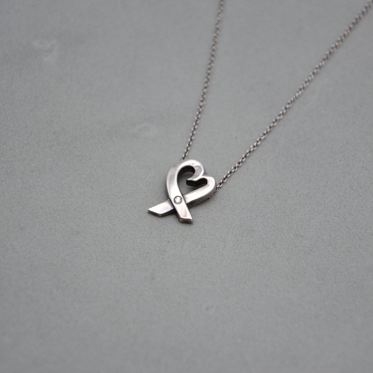 Collier Tiffany & Co. Paloma Picasso Loving Heart Diamant