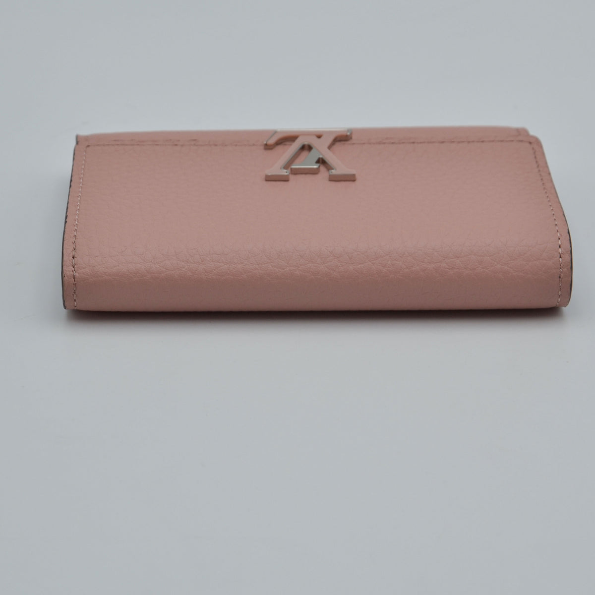 Portefeuille Louis Vuitton Capucines Compact Trifold