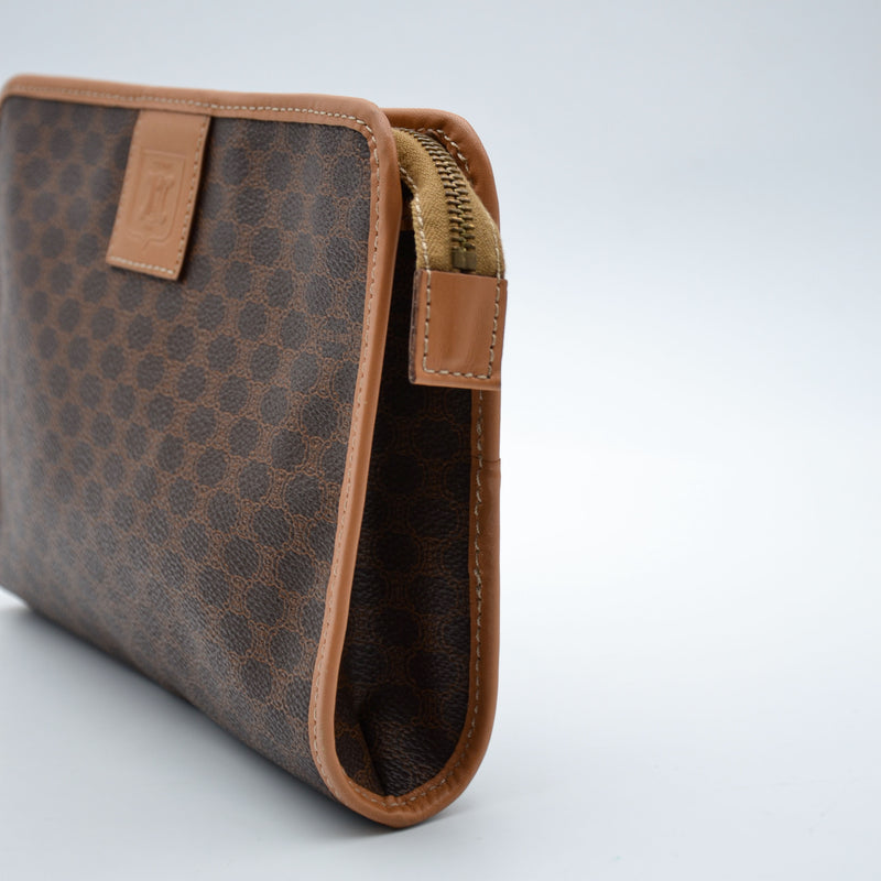 Céline Pochette Macadam