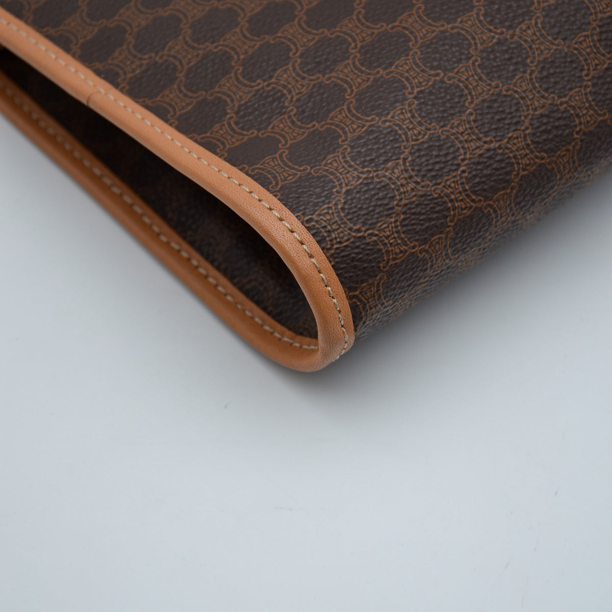 Céline Pochette Macadam