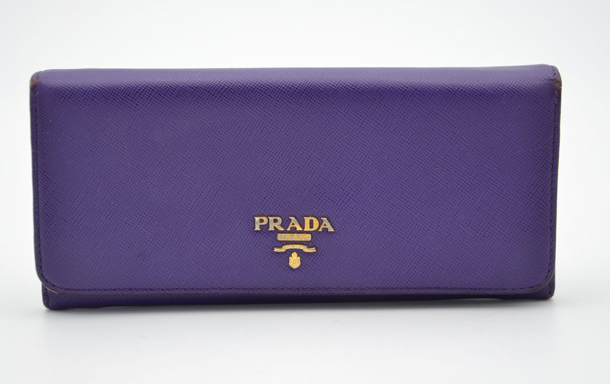 Portefeuille long Prada en cuir Saffiano violet