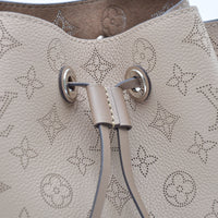 Louis Vuitton Muria Mahina Cuir Perforé Galet