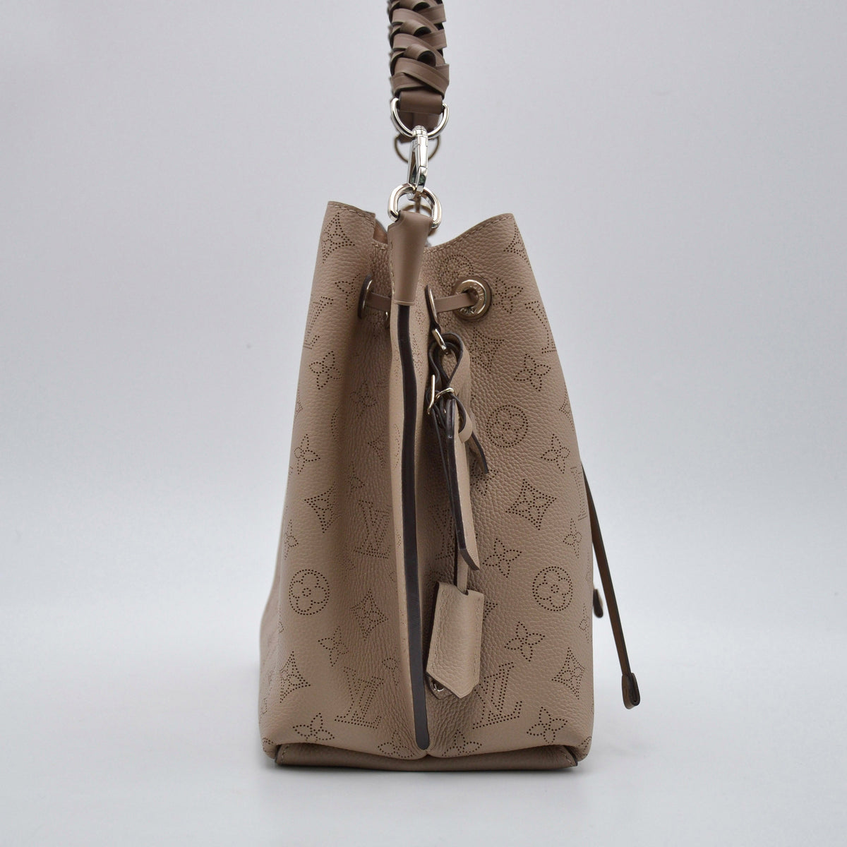 Louis Vuitton Muria Mahina Cuir Perforé Galet