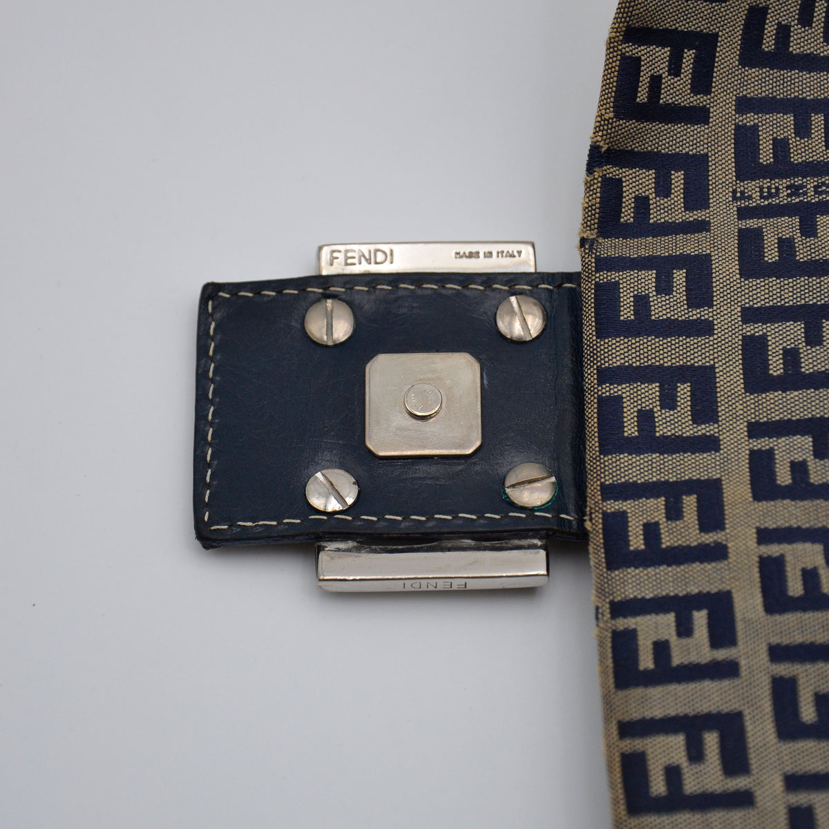 Sac Fendi Mama Baguette
