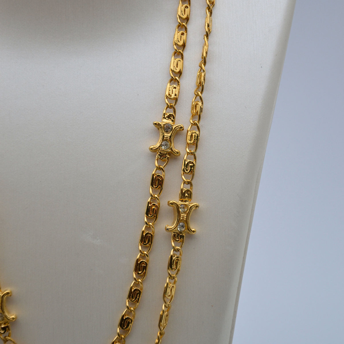 celine chaine triomphe strass