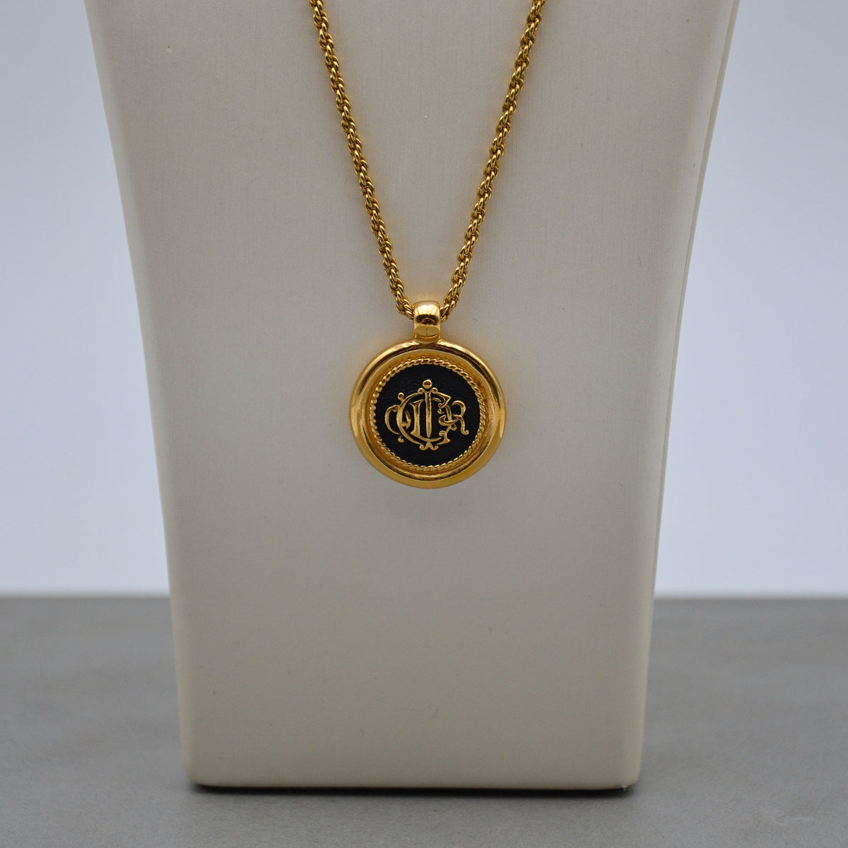 Christian Dior Collier Médaillon Vintage