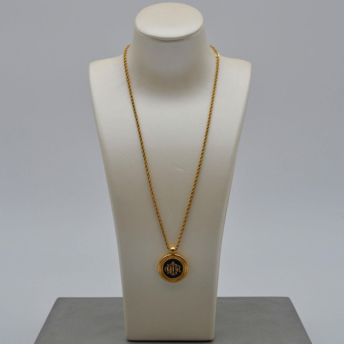 Christian Dior Collier Médaillon Vintage