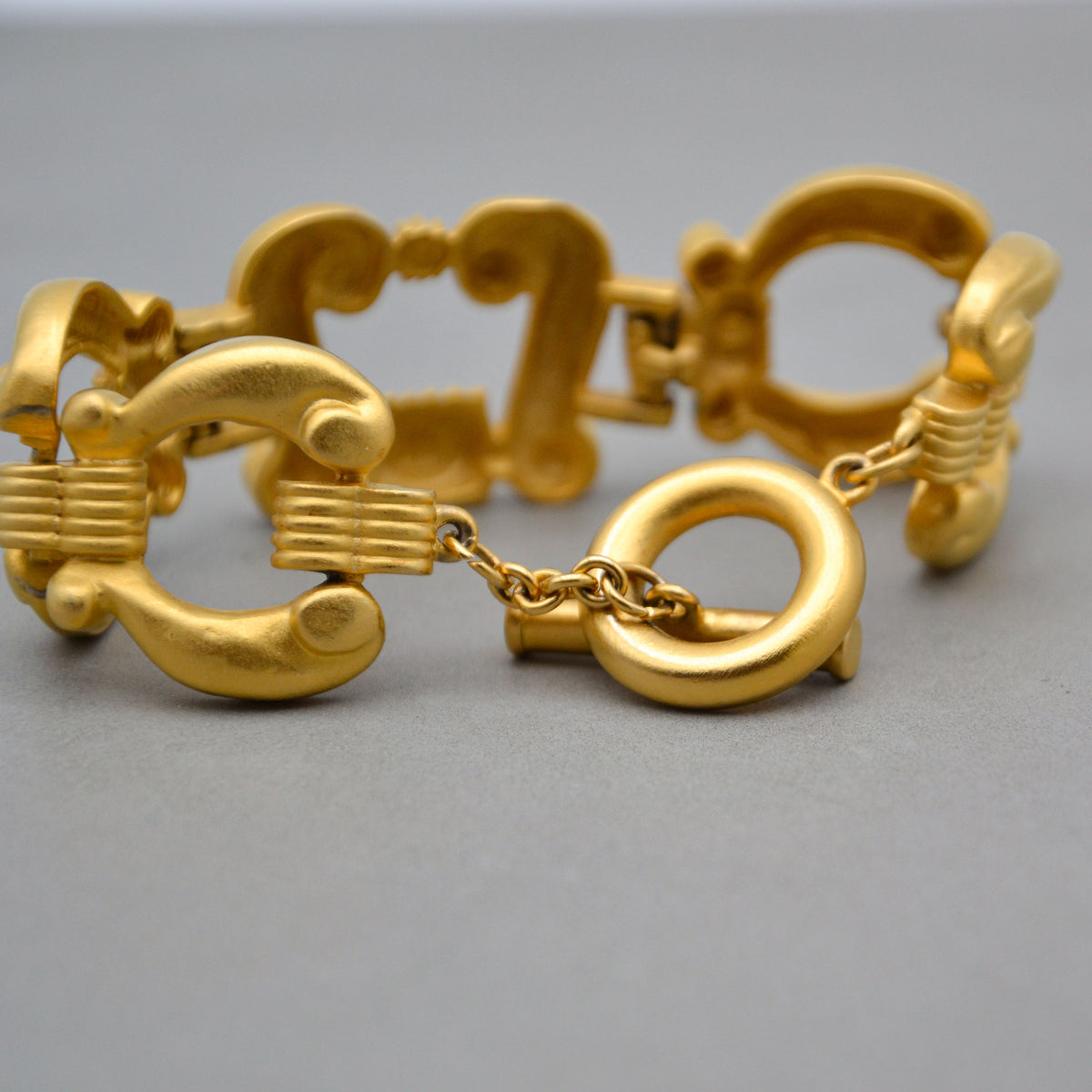 Givenchy Bracelet Vintage Maillons Sculptés Or Mat