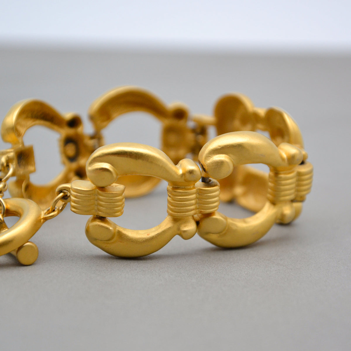 Givenchy Bracelet Vintage Maillons Sculptés Or Mat