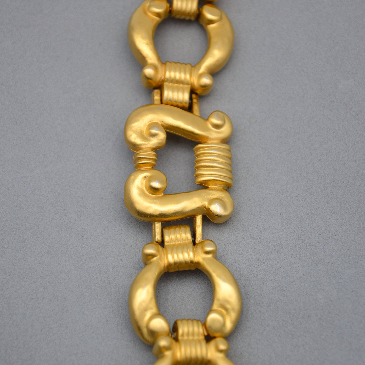 Givenchy Bracelet Vintage Maillons Sculptés Or Mat
